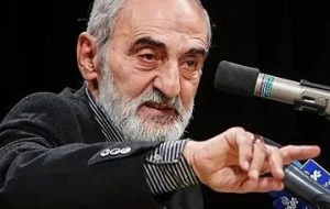 جنگ نباید و نمیتواند بدون انتقام خامنهای عزیز تمام شود جنگ نباید و نمیتواند بدون انتقام خامنهای عزیز تمام شود